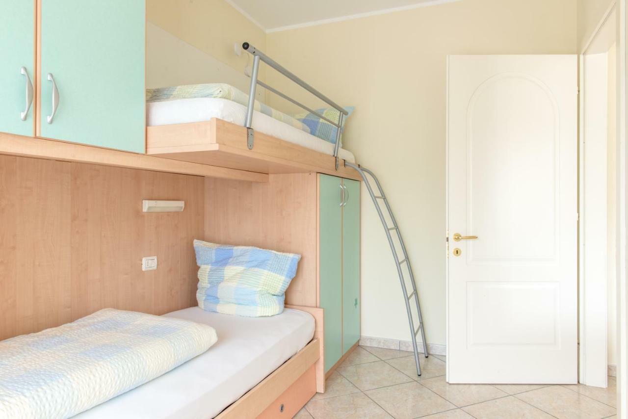 Residence Terry Tremosine Bagian luar foto